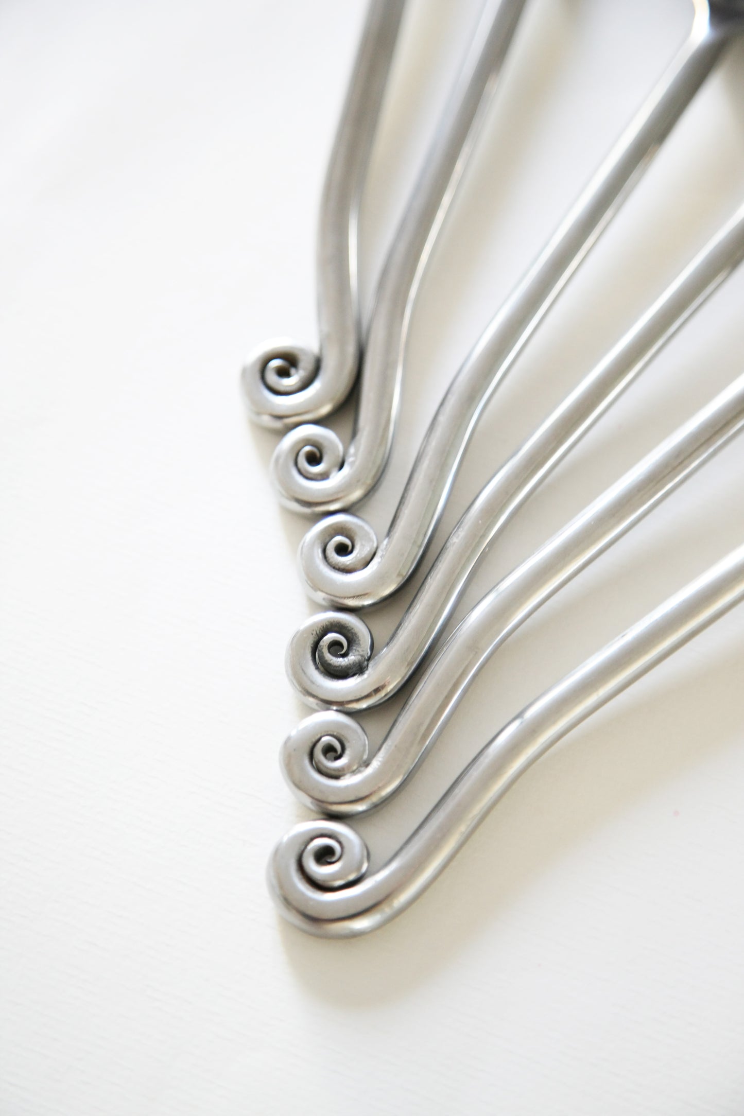 Ménagère 6 personnes motif spirale - 18 pièces