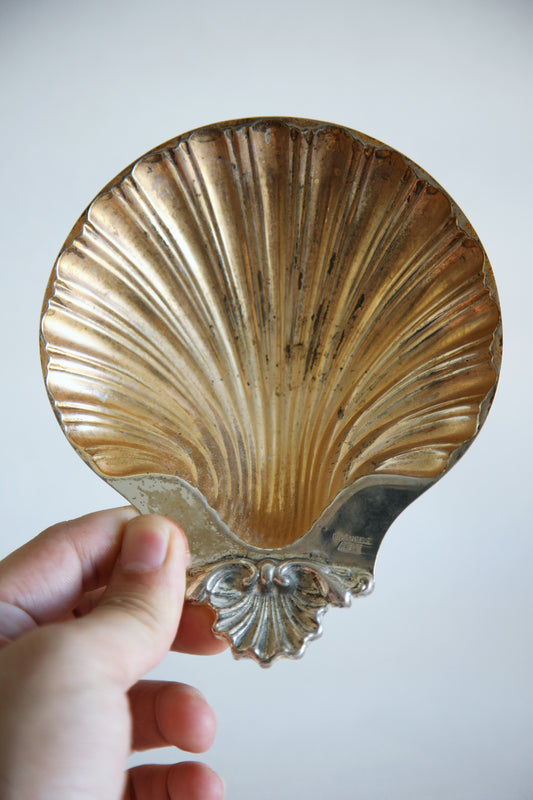 Two-Tone Shell Ashtray