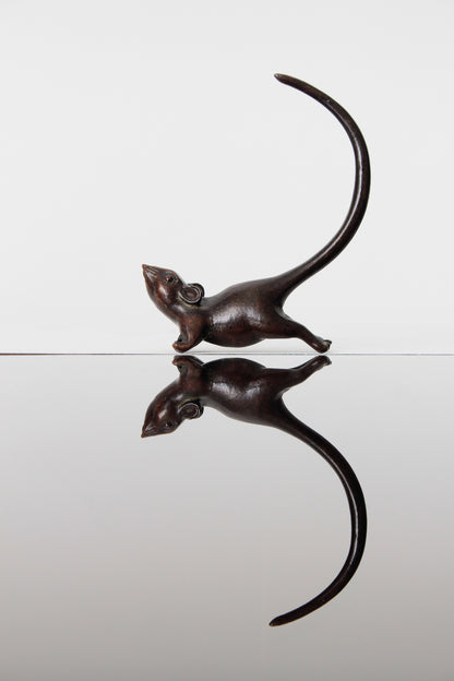 Ancienne statuette en bronze Souris